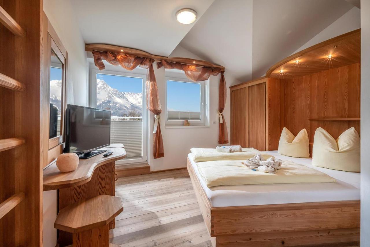Bed & Breakfast Landhaus Strasser ゼル エクステリア 写真