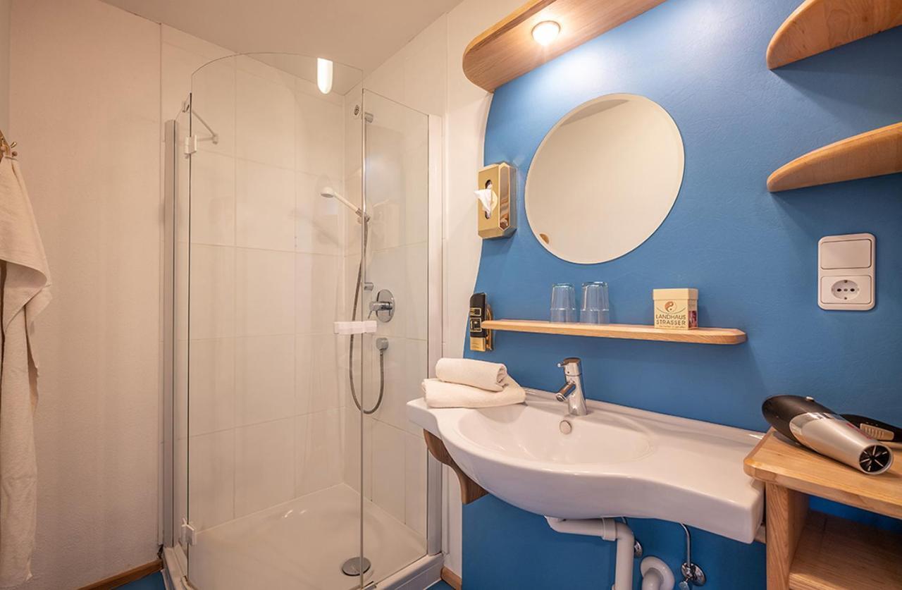 Bed & Breakfast Landhaus Strasser ゼル エクステリア 写真