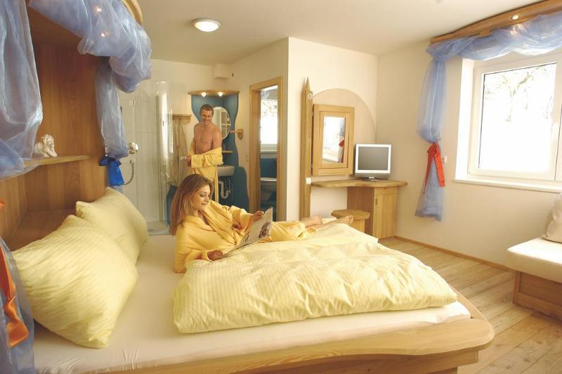 Bed & Breakfast Landhaus Strasser ゼル エクステリア 写真